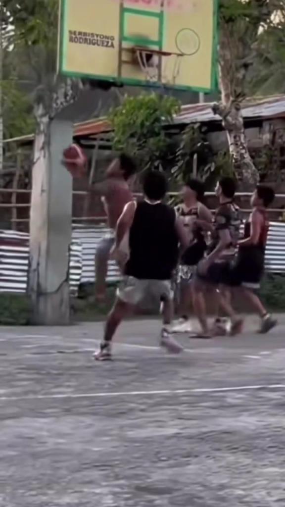 我都准备好嘲笑他了，结果被他帅到了