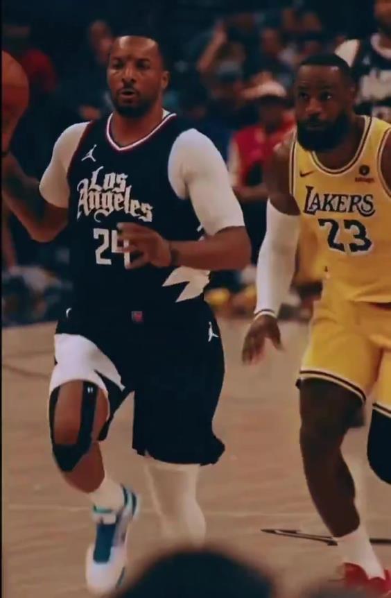 好消息:前面是空篮 坏消息:詹姆斯在后面追防